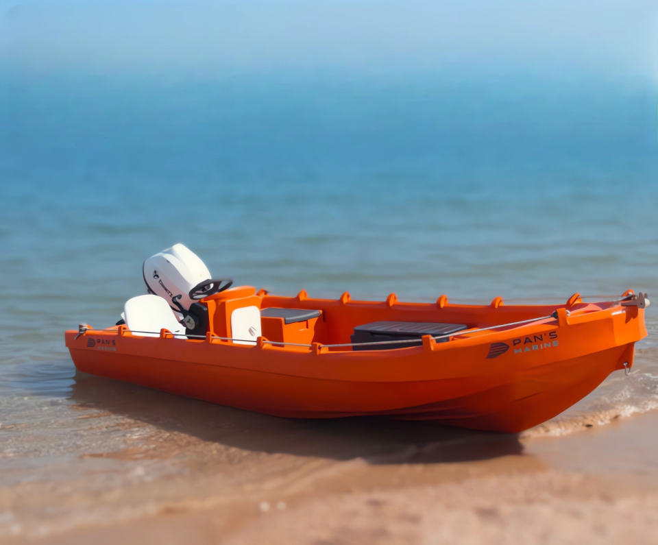 Pan's Marine P470 Polietilen Bot